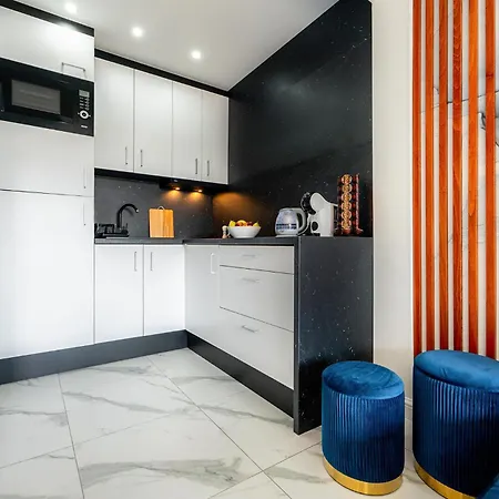 2 Bedroom Beautiful In בית נופש סרבינובו